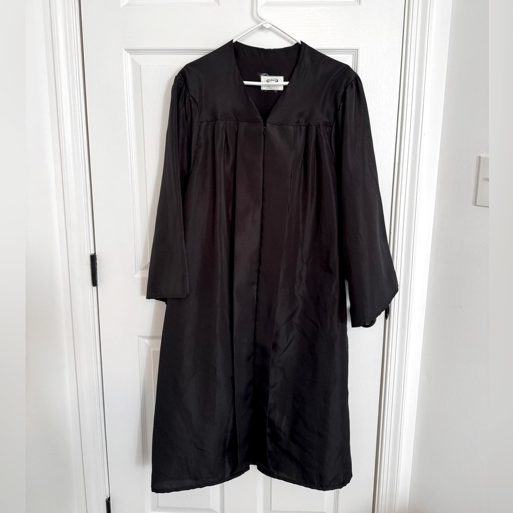 Jostens Gown in Black